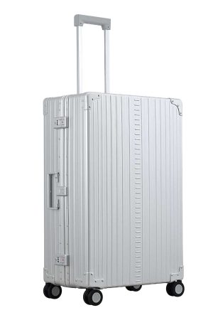 30″-Macro-Traveler-silver-aluminum-wheeled-luggage